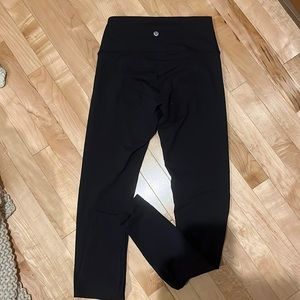 Lululemon Wunder train Leggings Size 6